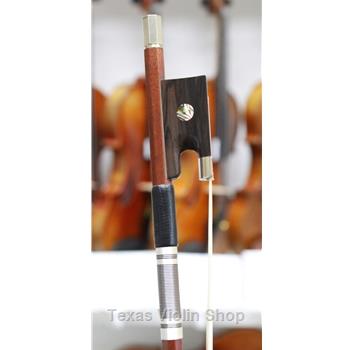 Model 1000 Pernambuco Violin Bow